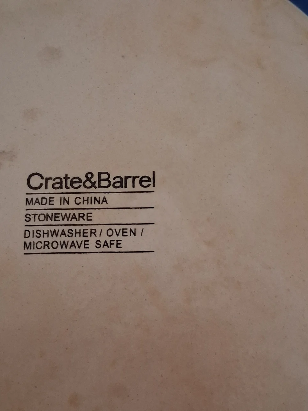 Crate&Barrel Small Casserole Dish With Lid Stoneware